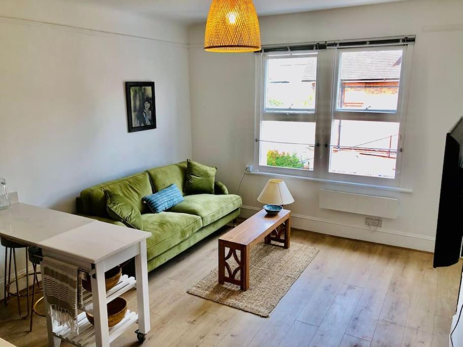 A Perfectly Located Bright, Modern ,Victorian Flat Appartement Tunbridge Wells Buitenkant foto